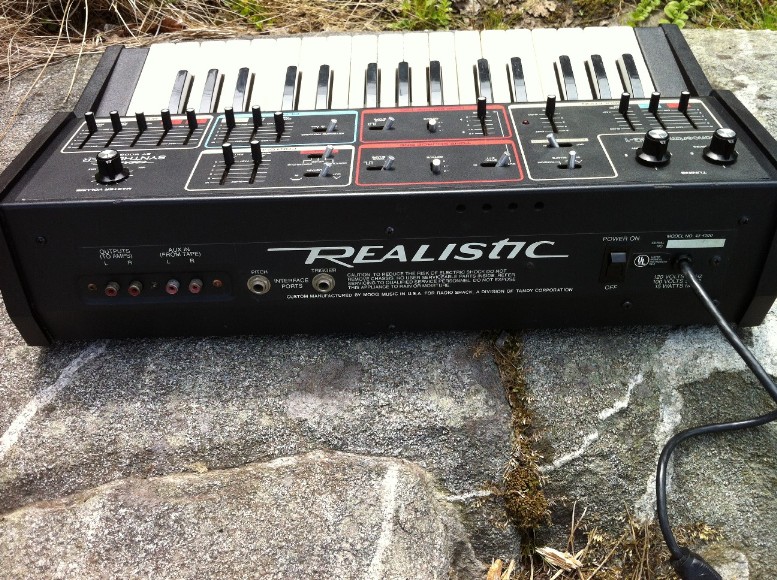 MG-1 bakifrån upp B.jpg