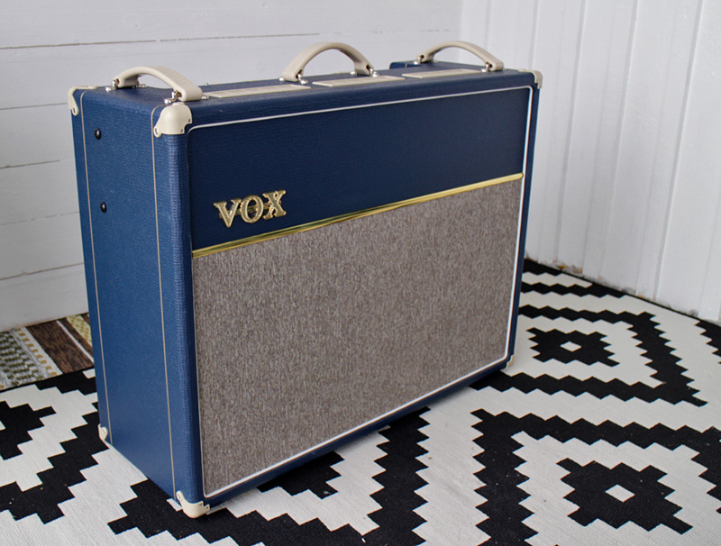 AC30front_small.jpg
