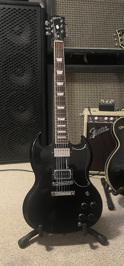SG Standard T 2017.jpg